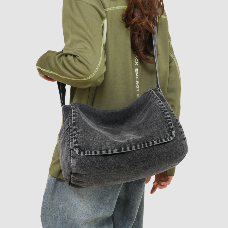 2025新款百搭休闲简约大容量牛仔布包包女慵懒风斜挎包上课托特包