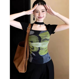黑绿晕染挂脖方领收腰修身显瘦短袖t恤女2026新款夏季设计感上衣