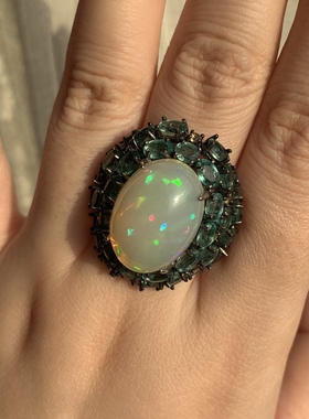 高品质超大欧泊祖母绿银镀金戒指