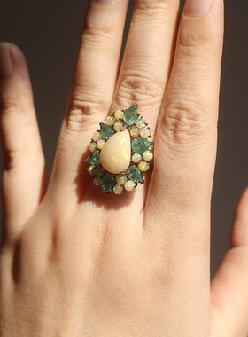 天然欧泊祖母绿925银镀金戒指