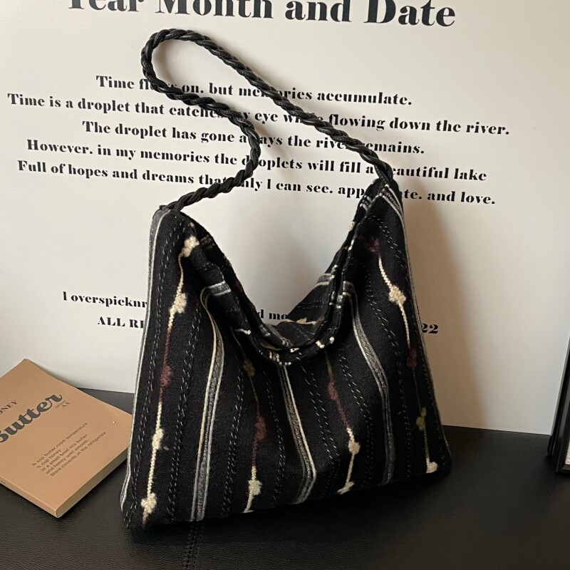 秋冬新品彩色编织条纹麻花单肩包包女简约复古通勤时尚百搭托特包