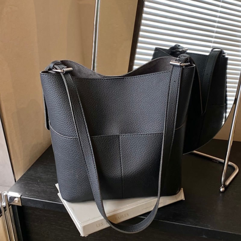 小众设计复古手提水桶包女2026新款高级质感时尚百搭单肩斜挎包潮,箱包皮具/热销女包/男包,水桶包,淘宝优惠券,粉丝福利购,淘宝优惠卷