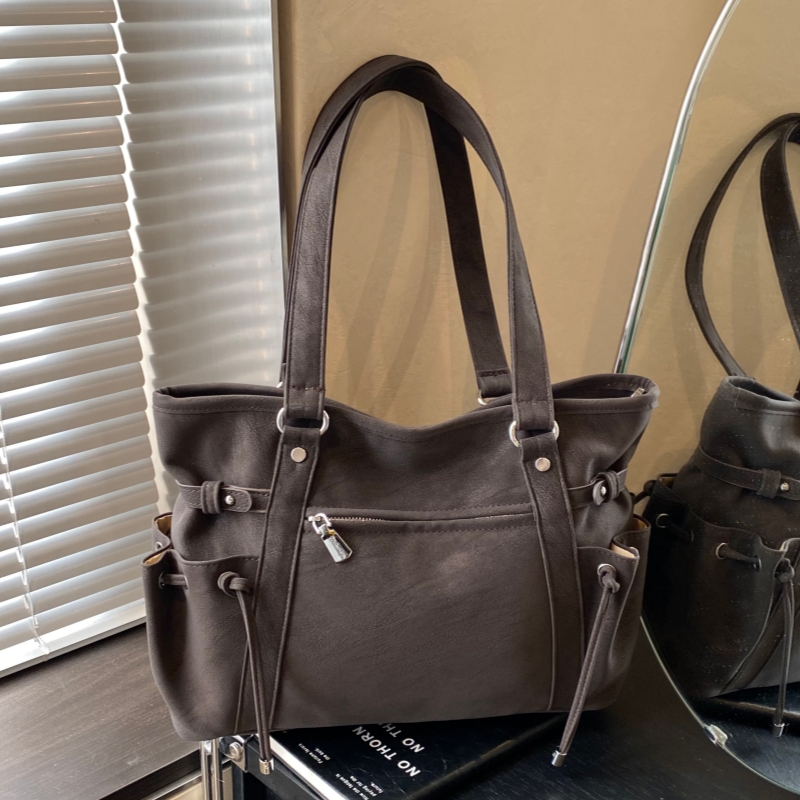 美式复古托特包女2025新款甜酷辣妹风手提单肩包简约大容量机车包