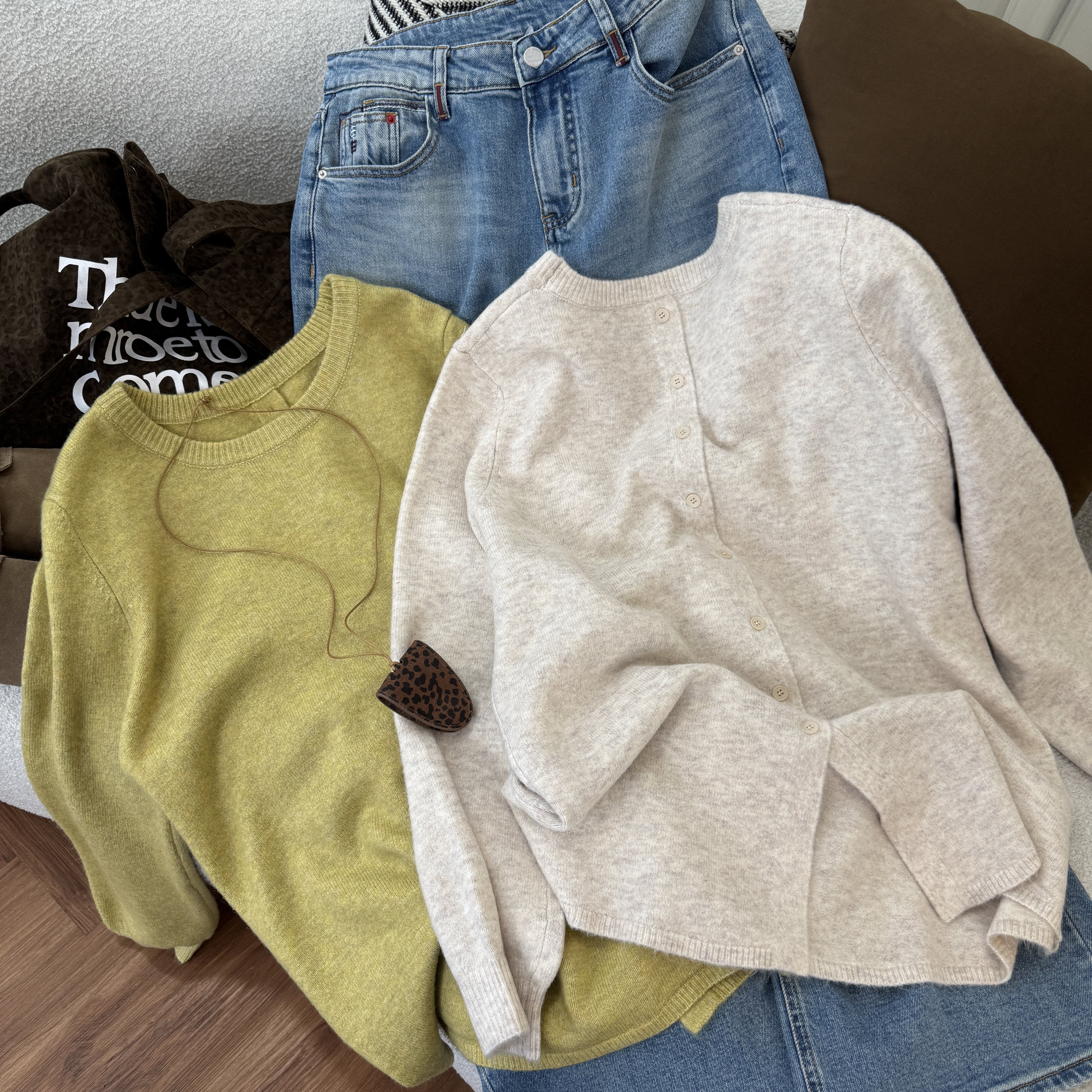 汐家女装秋冬新款软糯慵懒风纯色套头针织衫大码软糯打底衫毛衣,女装/女士精品,大码内搭,淘宝优惠券,粉丝福利购,淘宝优惠卷