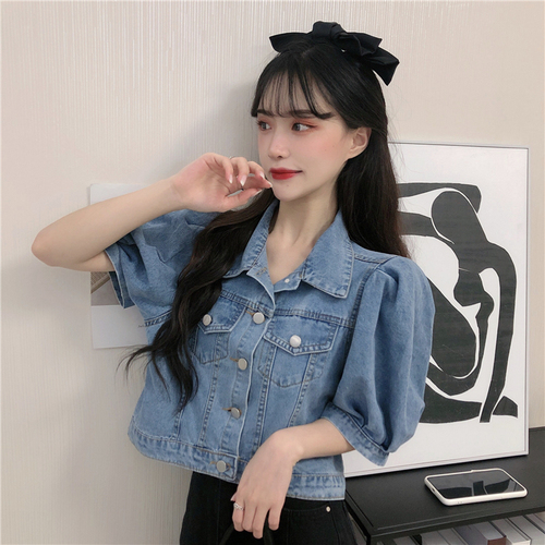 Real shot super hot Chic Vintage loose short shirt design sense bubble sleeve 5-point sleeve denim jacket