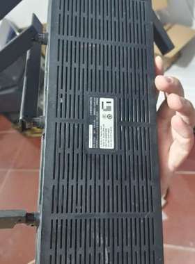 议价，AX3600成色如图，断了三根天线 没有电源功能正常