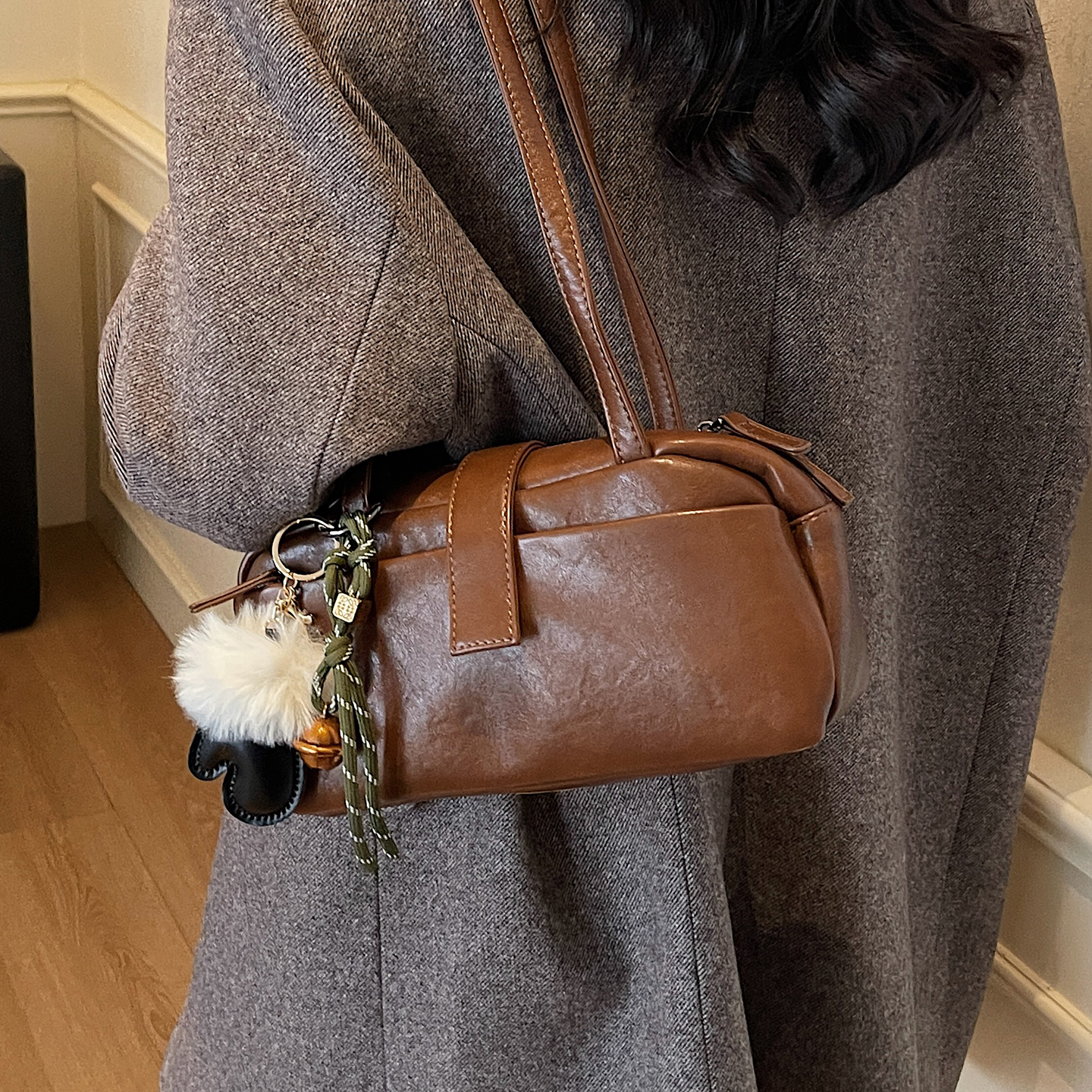 ZATZ小众油蜡皮法棍包腋下包