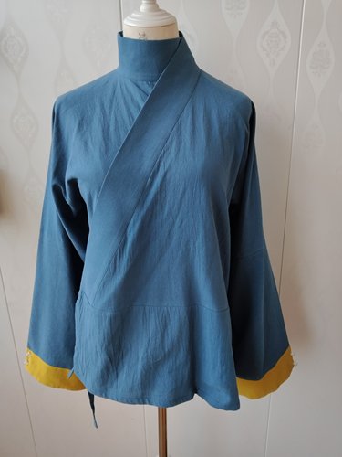 遥知 魏晋风改良无前中缝纯棉曲领襦 袖口可收日常通勤百搭