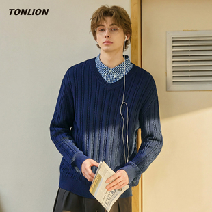 唐狮绞花毛衣男款2026春季新款潮流V领宽松套头高级感长袖针织衫