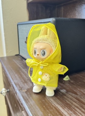labubu一代二代三代雨衣鞋子套装可爱蓝色黄色防水娃衣