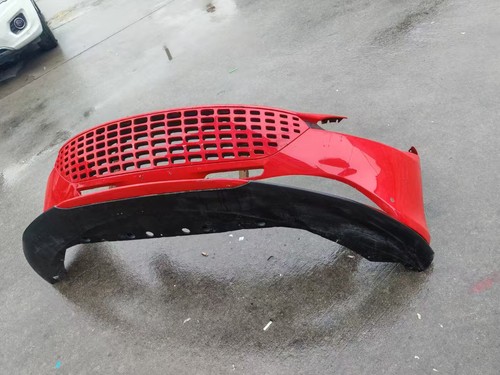 法拉利罗马前杠 法拉利 罗马原厂拆车配件 保险杠