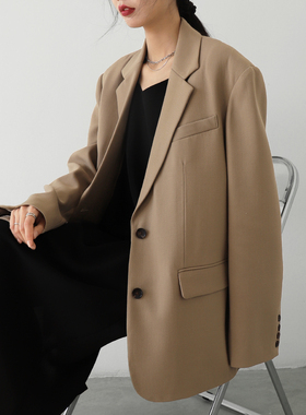 西装外套女阔版2026春季新款通勤气质休闲西服黑色抗皱宽松上衣