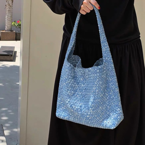 牛仔布手工编织水桶包单肩腋下包