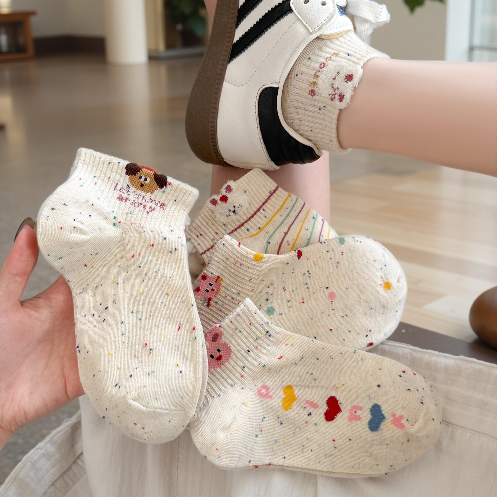 可爱短袜女生纯棉短筒袜2025新款爆款袜子韩版棉袜春秋冬季透气