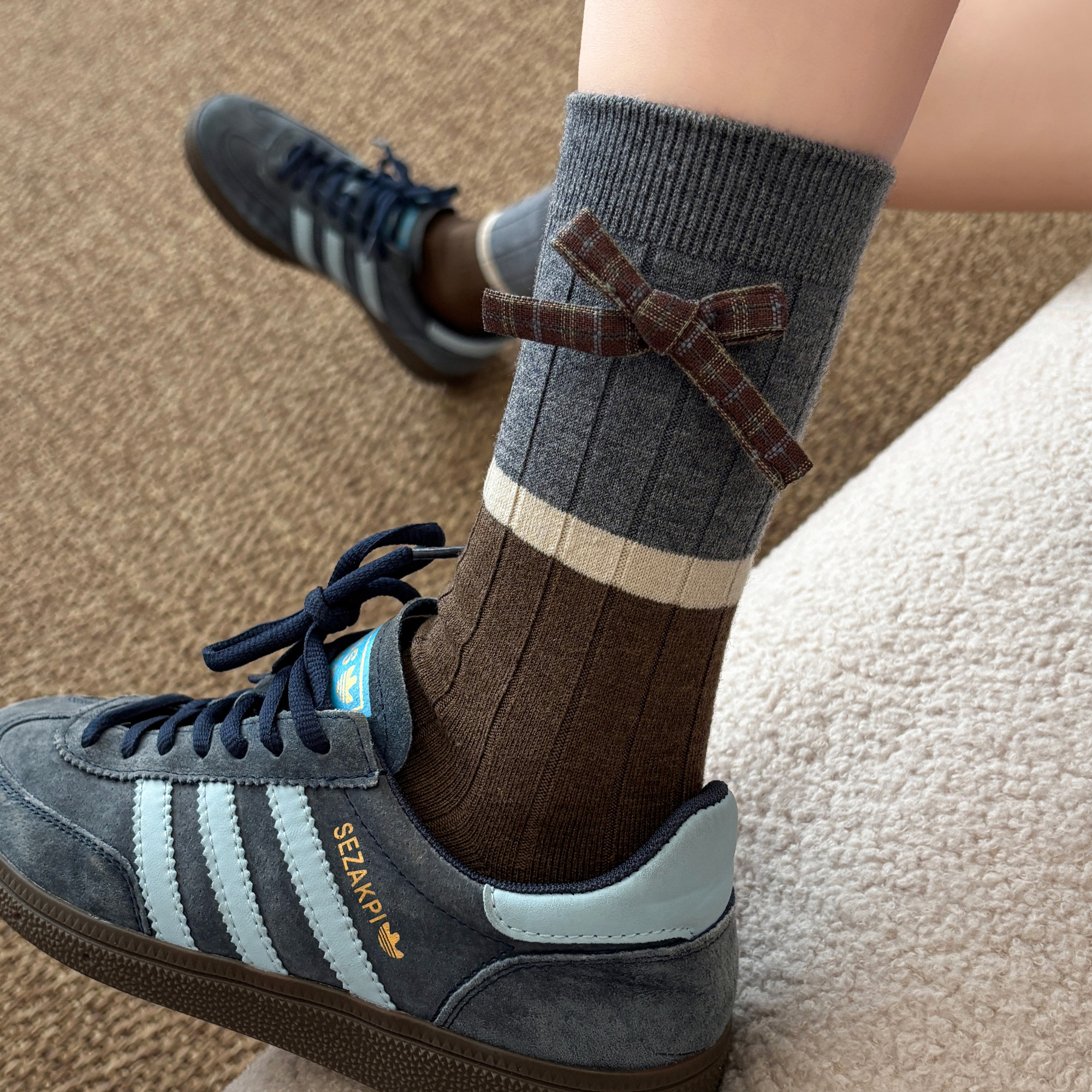 ”德训鞋搭子“蝴蝶结撞色羊毛袜女ins潮韩版冬天miu系复古堆堆袜,女士内衣/男士内衣/家居服,中筒袜,淘宝优惠券,粉丝福利购,淘宝优惠卷