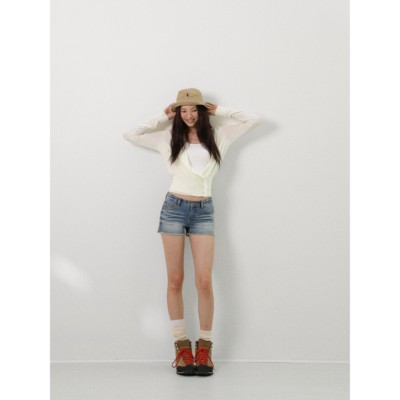 低弹紧身可翻边毛边牛仔裤短裤