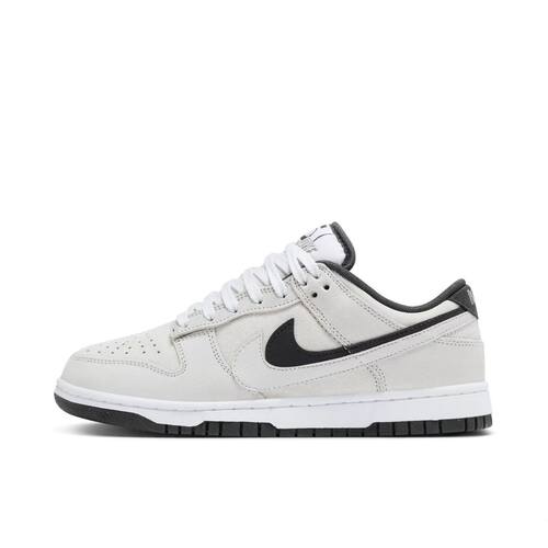 耐克Nike白色耐磨舒适轻便板鞋