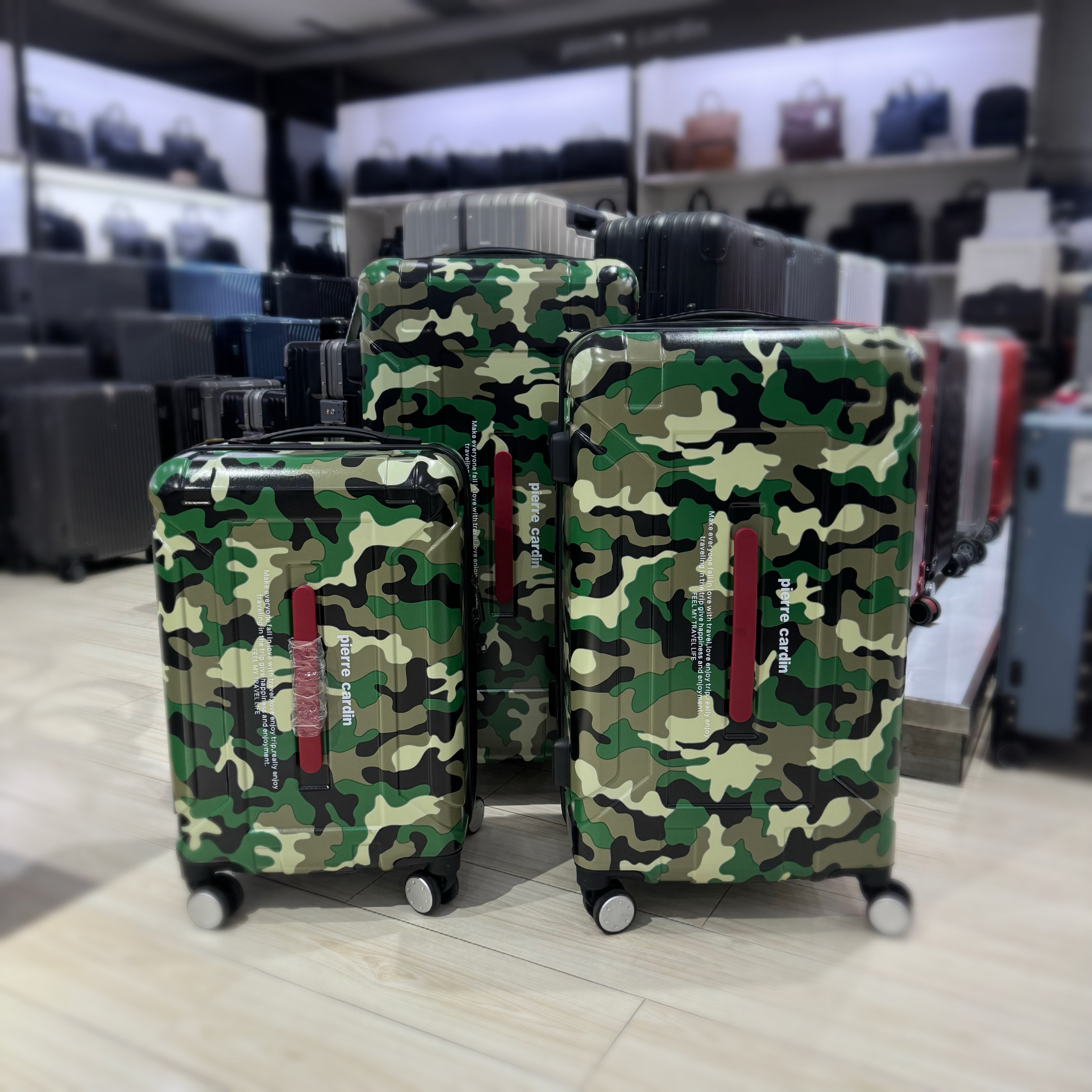 皮尔卡丹拉杆箱迷彩旅行箱拉链万向轮轻便登机托运商场同款特价清