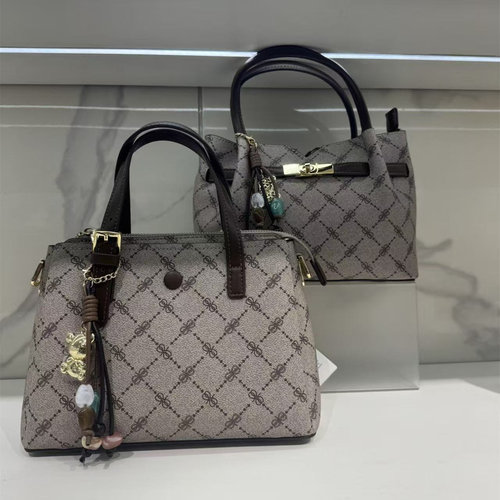 红蜻蜓正品商场同款女双手拎包