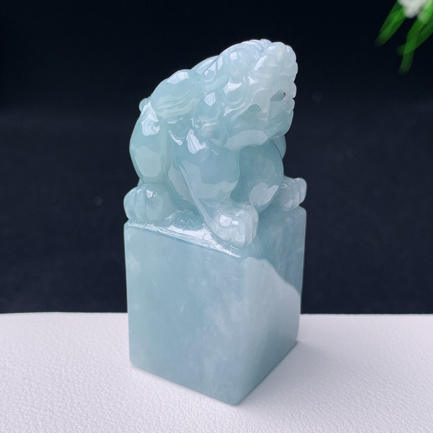 缅甸天然翡翠A货压角章玉石刻字