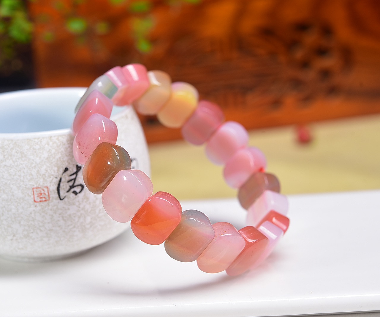 天然盐源玛瑙手排单圈手链女颜色鲜艳漂亮油润富贵礼品 10*13mm