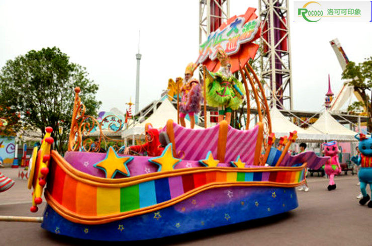 游乐园节日活动玻璃钢卡通载人表演巡游花车雕塑实体厂家可定制
