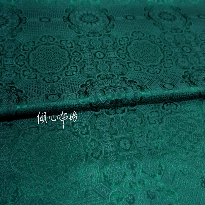 墨绿色本色宝相花纹中式织锦缎