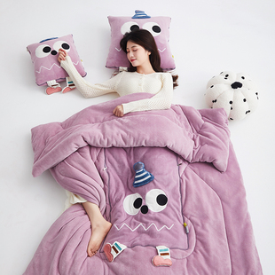 冬季加厚重牛奶绒抱枕被子两用可爱靠枕二合一午睡枕头汽车上折叠