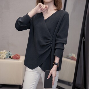 女秋冬胖mm显瘦内搭针织衫 大码 毛衣打底衫 V领不规则长袖 上衣 女装