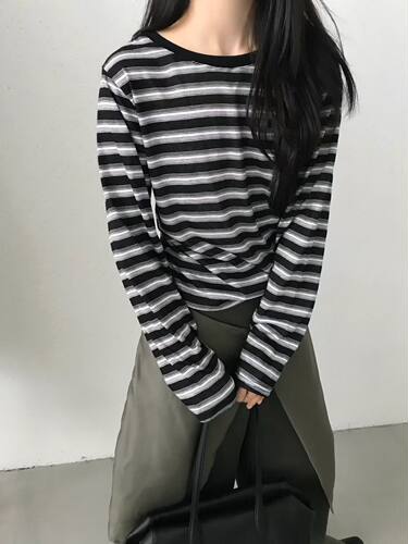 26早秋韩版one mirror条纹撞色打底衫长袖t恤圆领慵懒宽松上衣tee