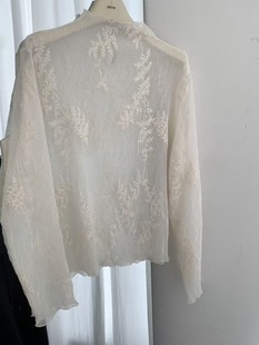 25秋冬韩版sliver温柔白色蕾丝花朵绣花刺绣打底衫女短上衣小衫
