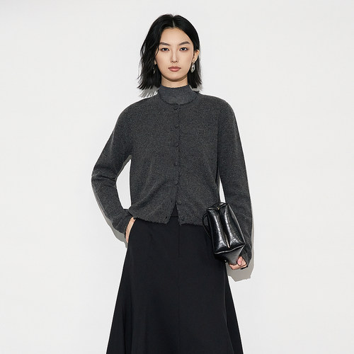 XG雪歌绵羊毛灰色针织开衫女2025冬新款气质通勤上衣XL411639B884