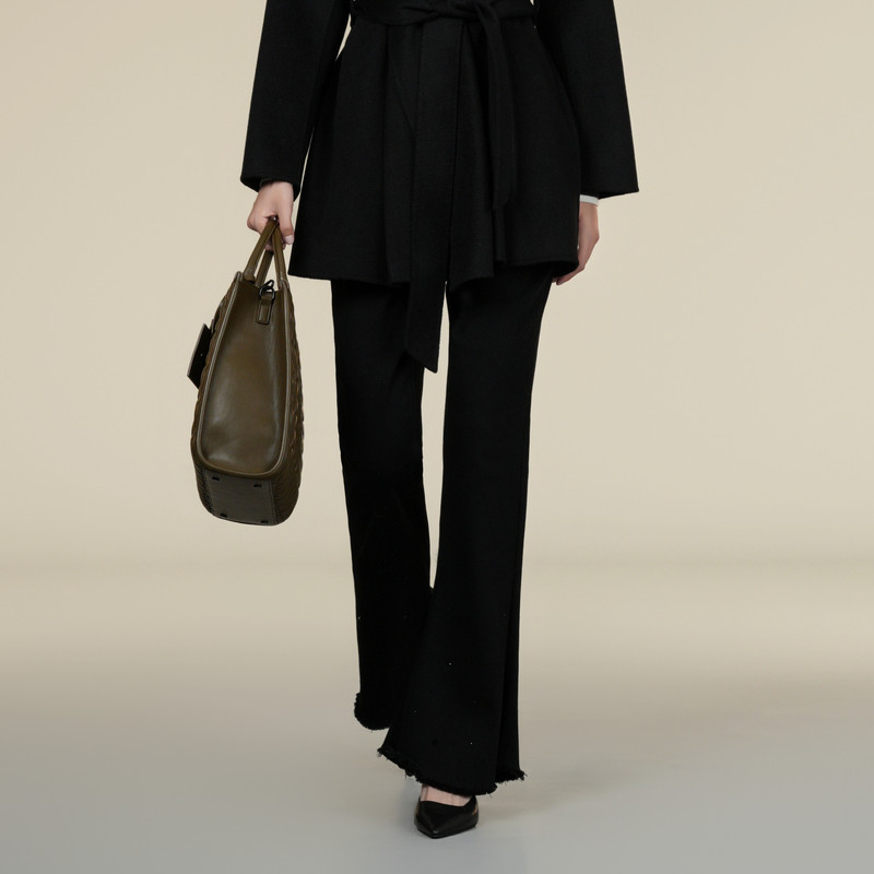 XG雪歌2025冬新款复古腔调百搭修身显瘦牛仔微喇裤女XK402015A290,女装/女士精品,牛仔裤,淘宝优惠券,粉丝福利购,淘宝优惠卷