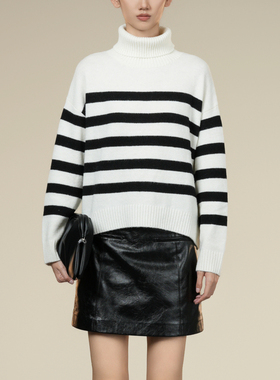 XG雪歌高领条纹针织衫XK411060B599