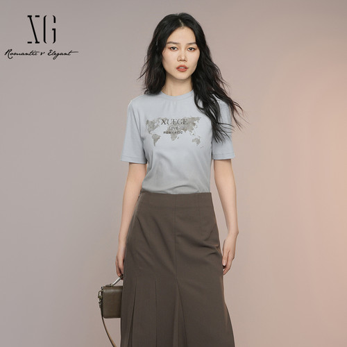 XG雪歌简约圆领印花T恤女秋2025新款正肩短袖上衣XK301001A120