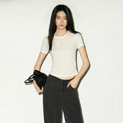 XG雪歌高级感腰侧抽褶设计显瘦白色短袖t恤上衣女夏XM201518A891