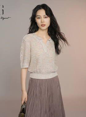XG雪歌2025秋款温柔风亮片镂空V领套头针织衫女短袖XK311001A160