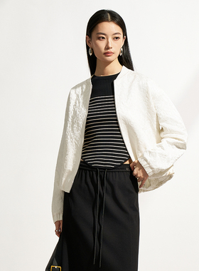 XG雪歌2026春miu系通勤国风缎感刺绣提花短款外套女XM107505A891