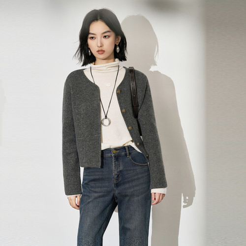 XG雪歌针织衫XL411650B884