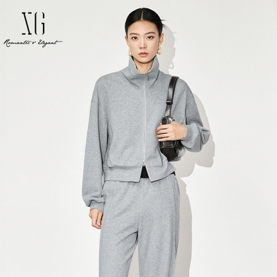 XG雪歌25秋城市趣野慵懒落肩极简百搭短款卫衣开衫女XL301831A884