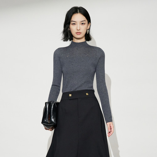 XG雪歌针织衫XL411640A884