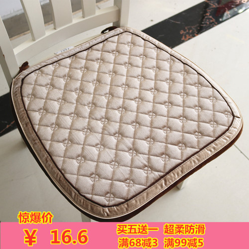 四季简约毛绒防滑餐椅垫屁股汽车