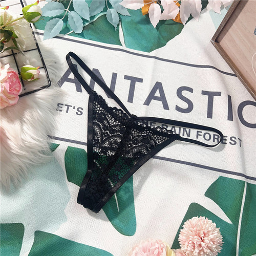 细带半透性感丁字裤心机女生