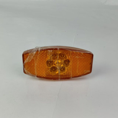 东风天龙车身侧面示廓灯示宽灯
