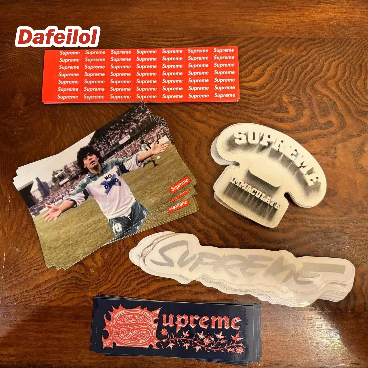 现货 Supreme 24SS 开季 马拉多纳 红色弹幕BOGO 阴影 腰果花贴纸