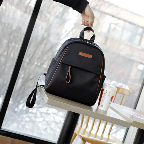 休闲女双肩包简约品质大容量背包