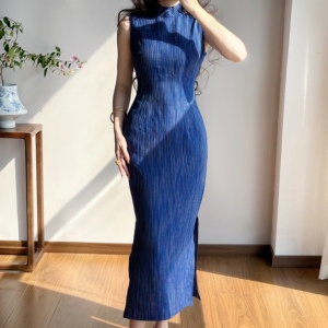 新中式国风2026新款立领改良版旗袍亚麻连衣裙女气质包臀裙