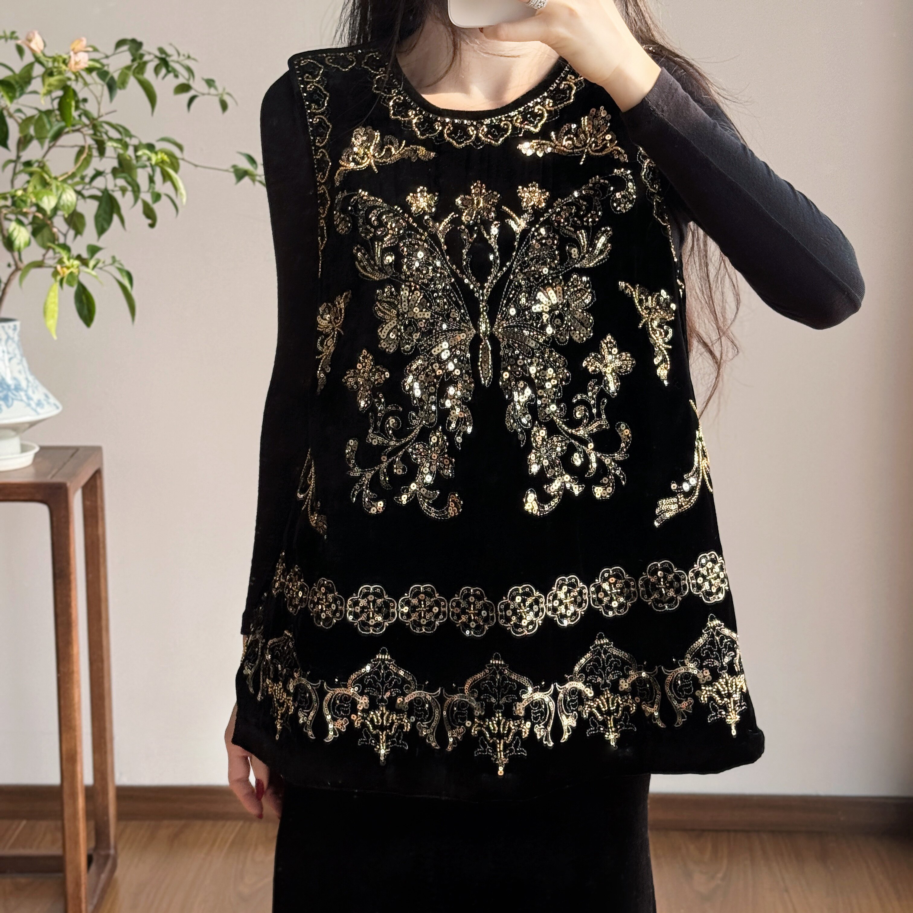 新中式黑色丝绒蝴蝶刺绣加厚马甲