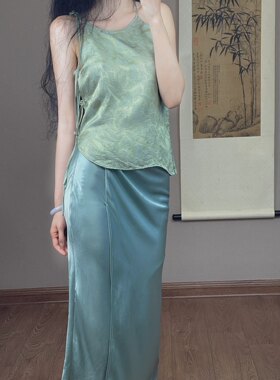 新中式真丝吊带挂脖式肚兜背心