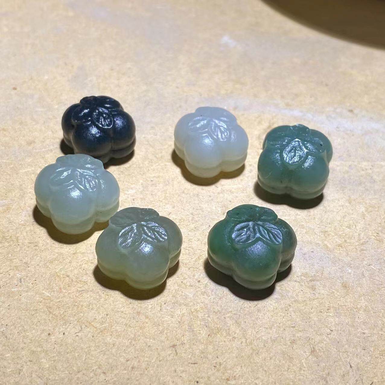 天然和田玉碧玉小柿子背云配饰珠子串珠事事如意手链配件吊坠配饰